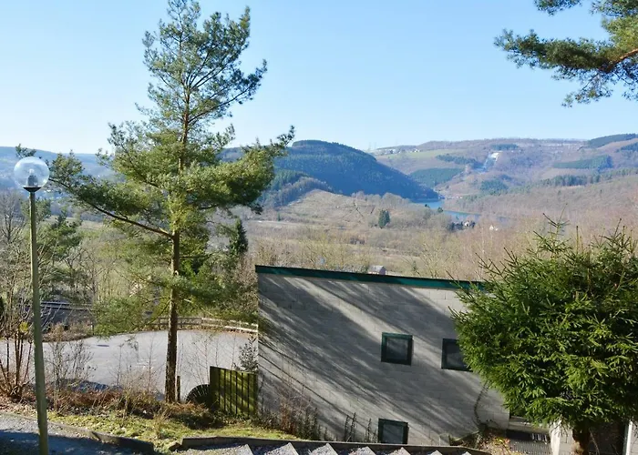 In بيت للعطل *