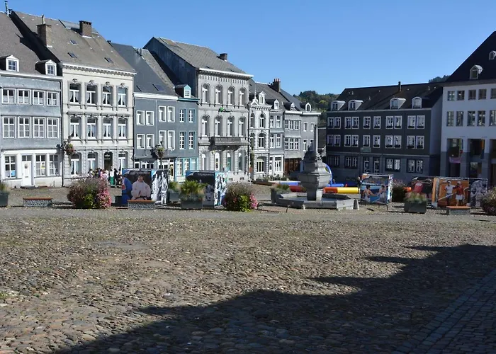 In * ستافيلوت